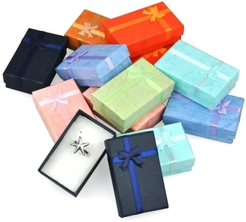 32 бр. Хартиени подаръчни кутии за опаковане на бижута 5*8*2.5 см Пръстен, Обеци, Колие Притежателя Дисплей Нова Година Коледа/Сватбен подарък